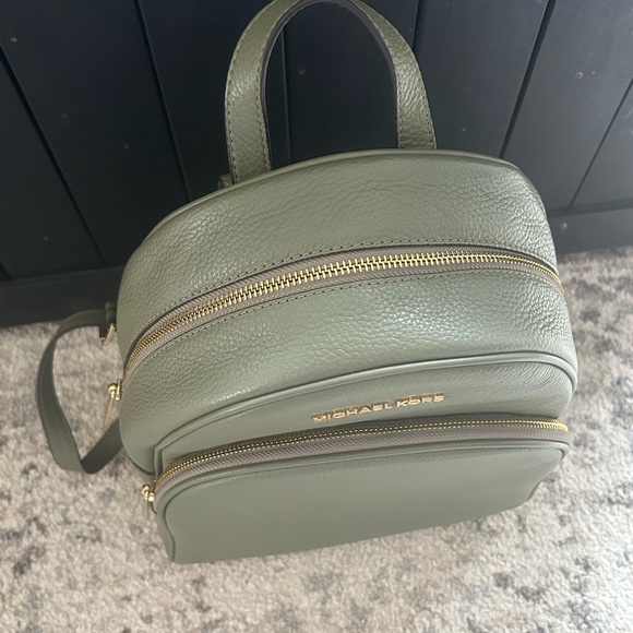 Michael Kors Olive Green Pebbled Leather Mini Backpack Gold Hardware NWOT - Picture 4 of 16